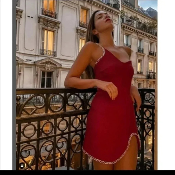 Zara Chain Trim  Asymmetric Mini Dress Red Tweed Blogger Fave Size Large NWT - Picture 5 of 16